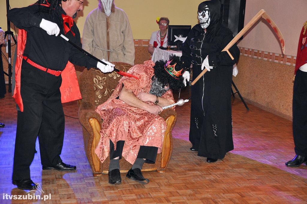Emeryci pożegnali mijający karnawał 2017