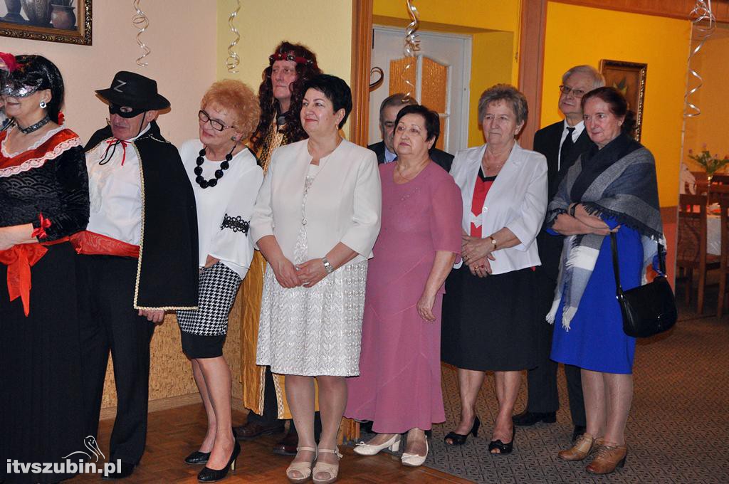 Emeryci pożegnali mijający karnawał 2017