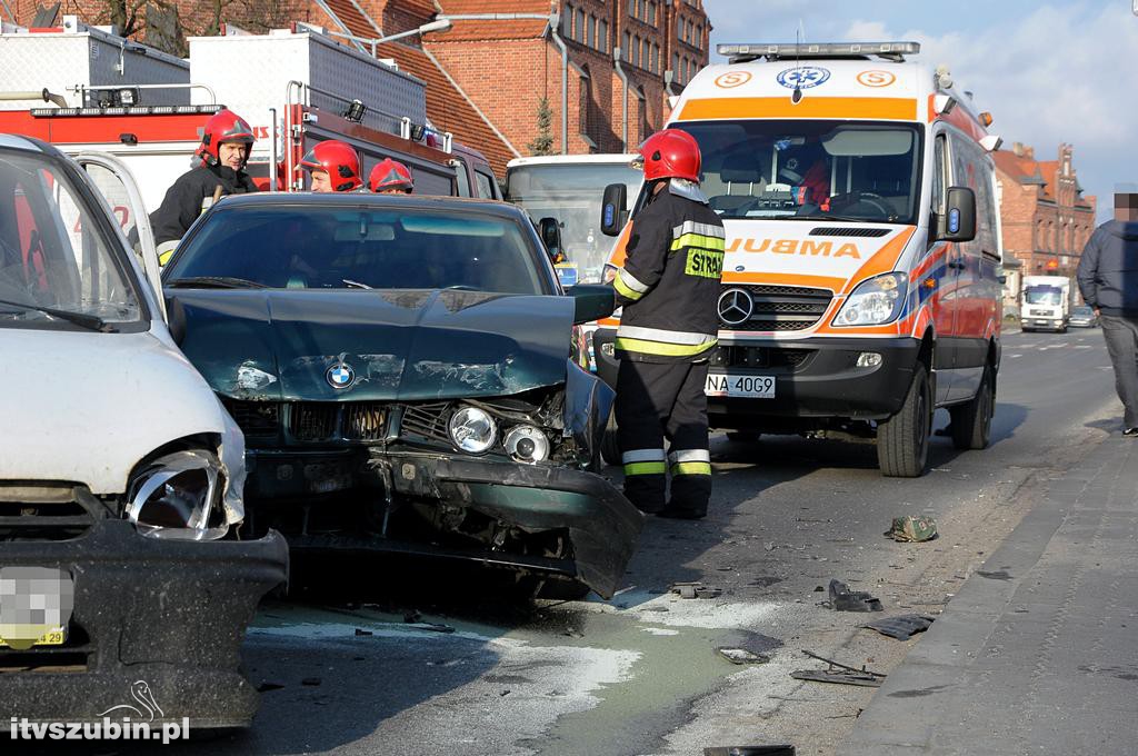 Kolizja w Szubinie przy Placu Wolności