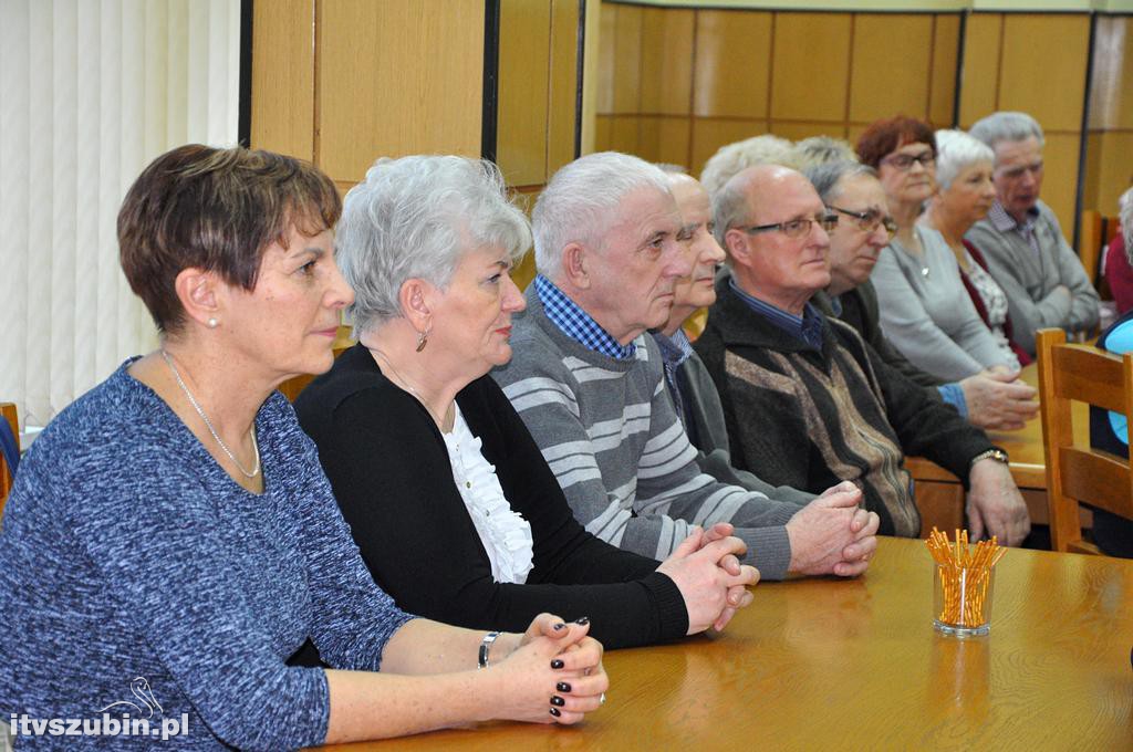 Żyj bezpiecznie spotkanie emerytów z policjantami