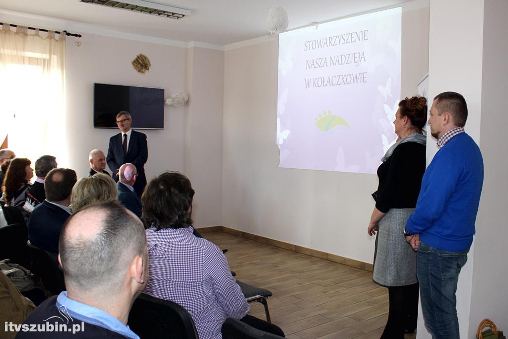 Podpisano umowy z organizacjami pozarządowymi