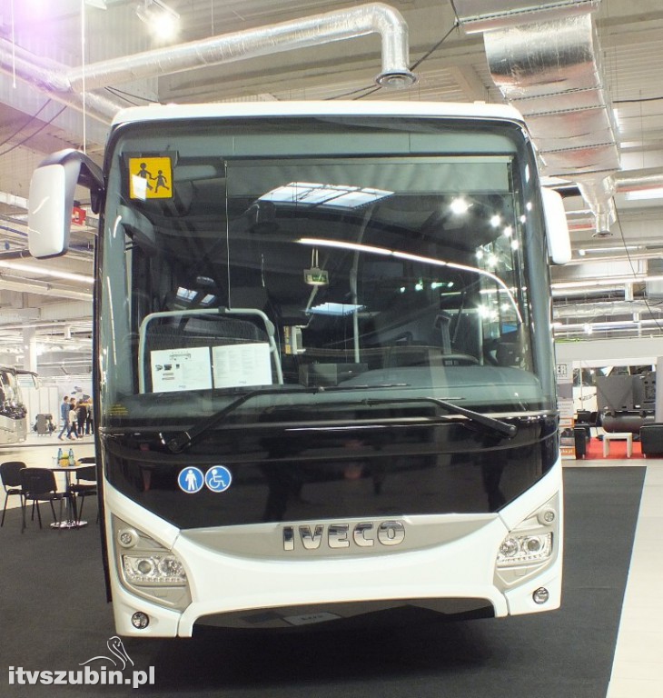 Grupa logistyków z ZSP Szubin na poznańskich targach branżowych