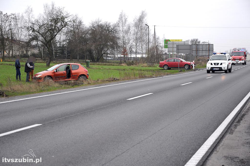 Kolizja dwóch osobówek w Łachowie DK5