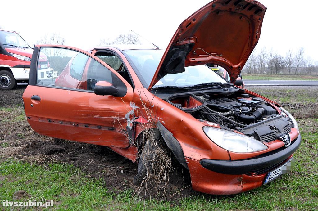 Kolizja dwóch osobówek w Łachowie DK5