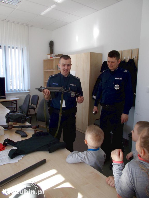 Wizyta Stokrotek i Biedronek w KP Szubin i PSP w Szubinie