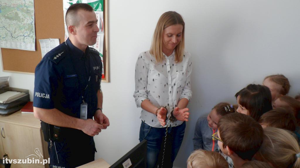 Wizyta Stokrotek i Biedronek w KP Szubin i PSP w Szubinie
