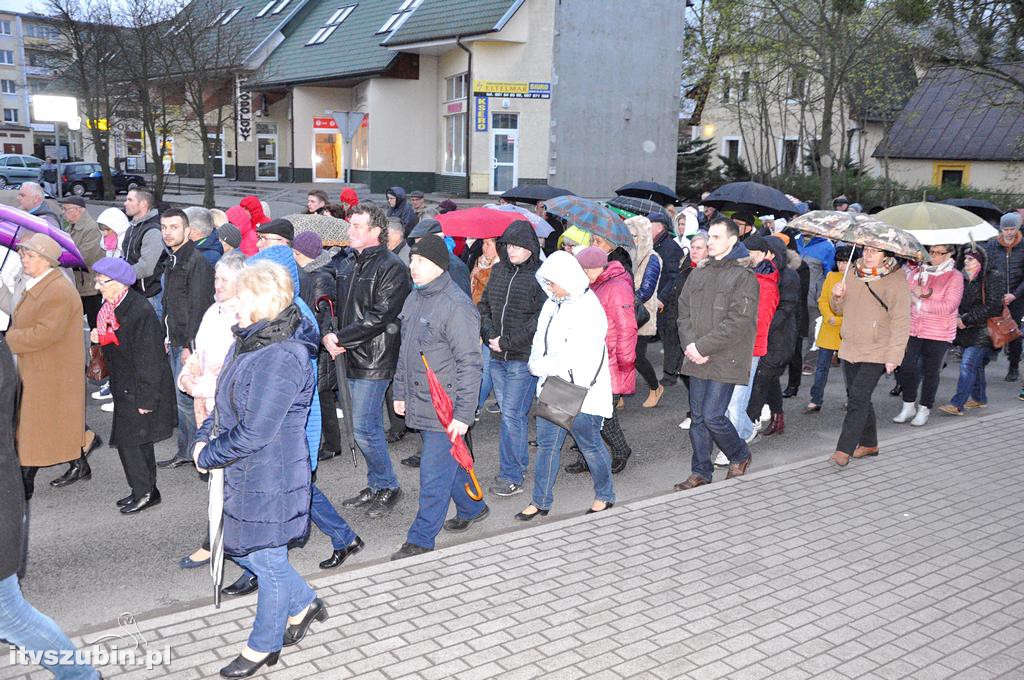 Droga Krzyżowa ulicami Szubina