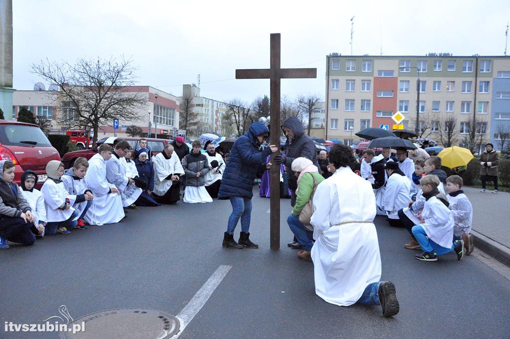 Droga Krzyżowa ulicami Szubina