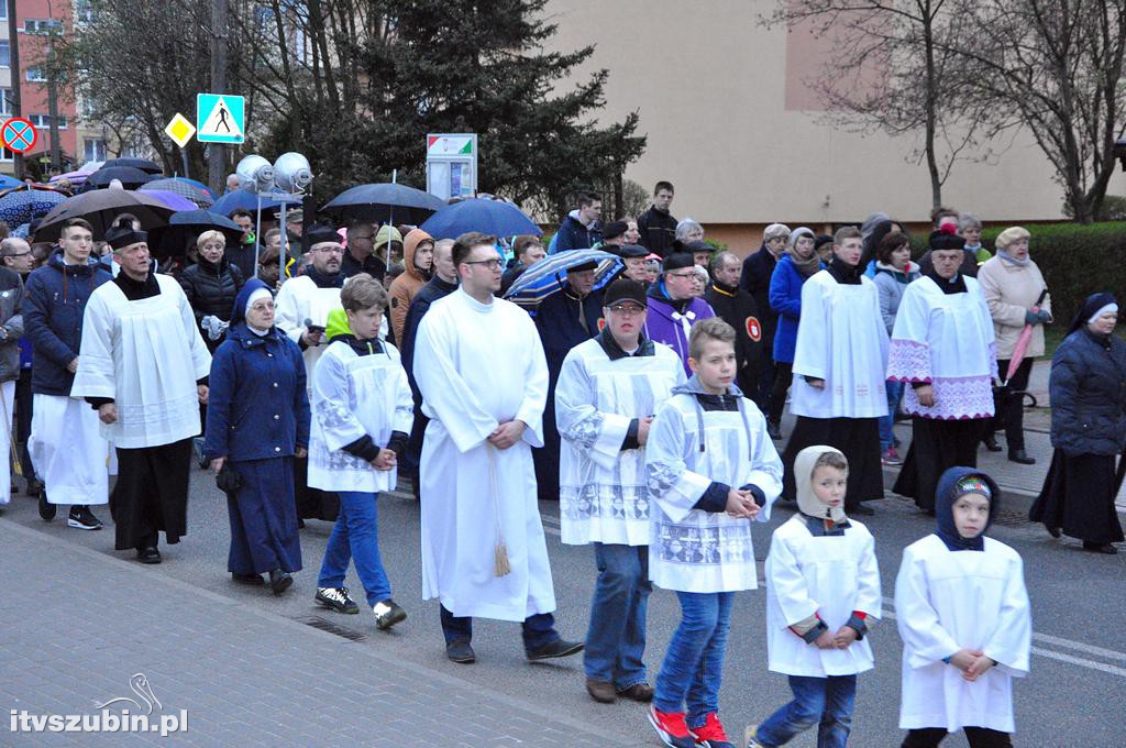 Droga Krzyżowa ulicami Szubina