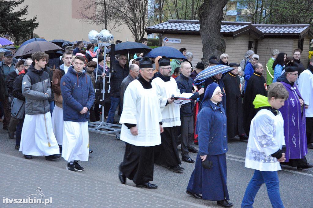 Droga Krzyżowa ulicami Szubina