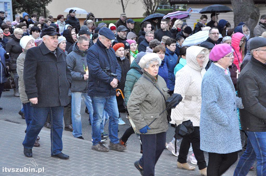 Droga Krzyżowa ulicami Szubina