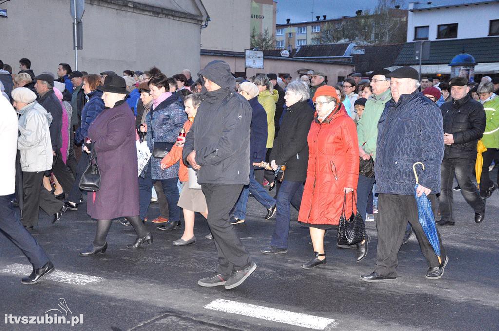 Droga Krzyżowa ulicami Szubina