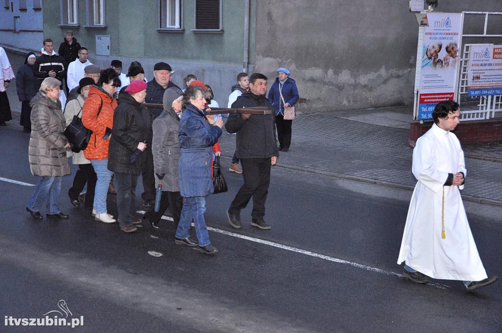 Droga Krzyżowa ulicami Szubina