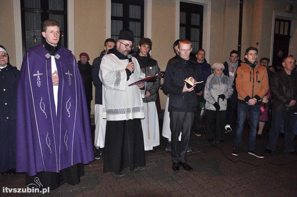 Droga Krzyżowa ulicami Szubina