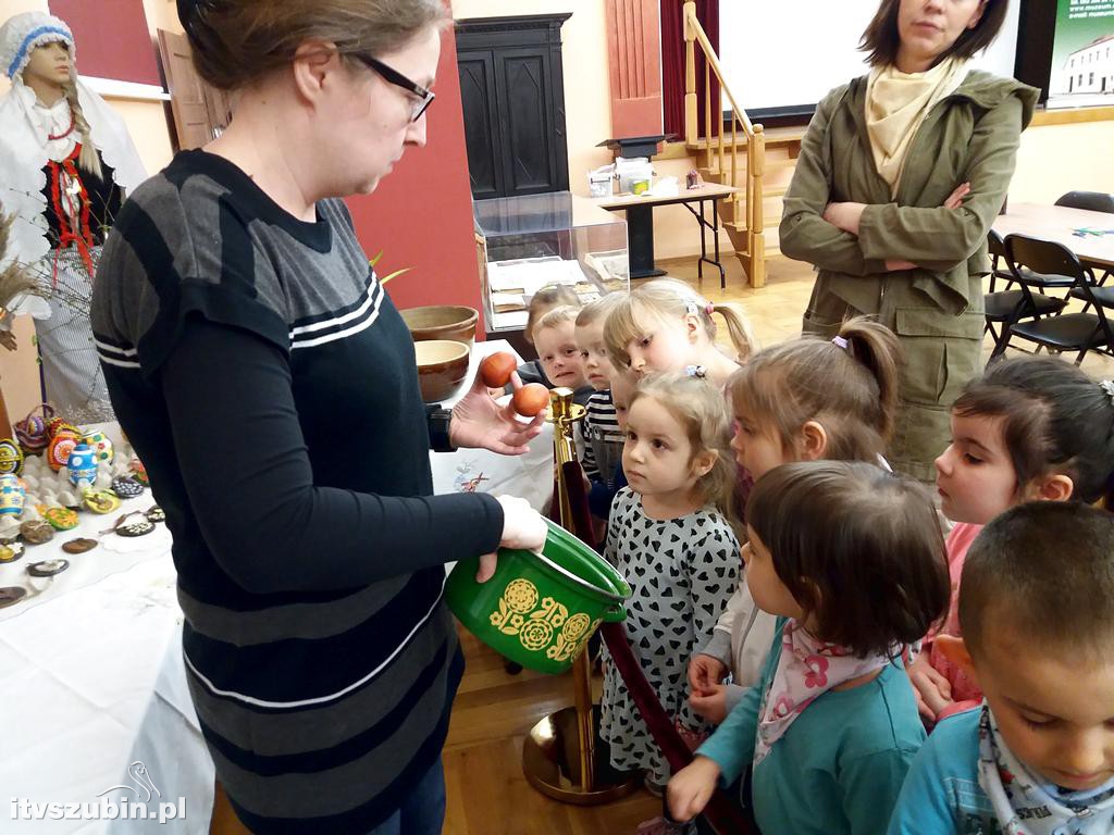 Przedszkolaki poznają Szubin