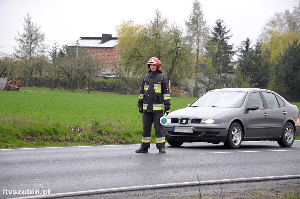 Kolizja dwóch osobówek w Łachowie, DK5