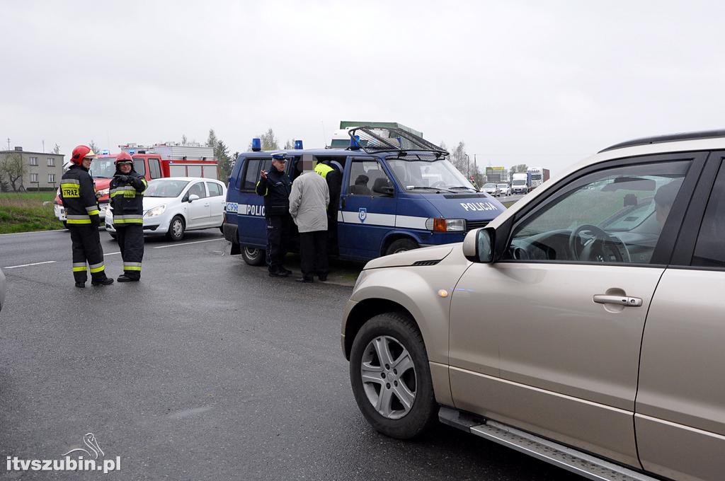 Kolizja dwóch osobówek w Łachowie, DK5