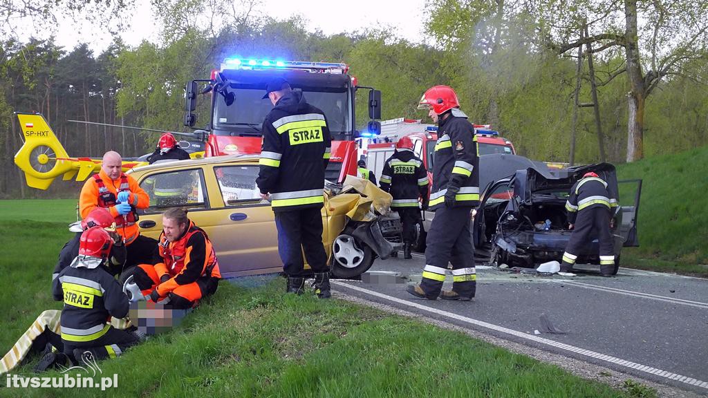 Wypadek dwóch samochodów osobowych pod Paterkiem