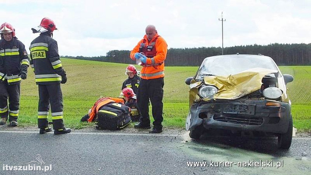 Wypadek dwóch samochodów osobowych pod Paterkiem
