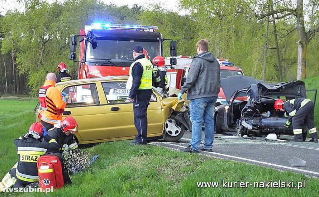 Wypadek dwóch samochodów osobowych pod Paterkiem