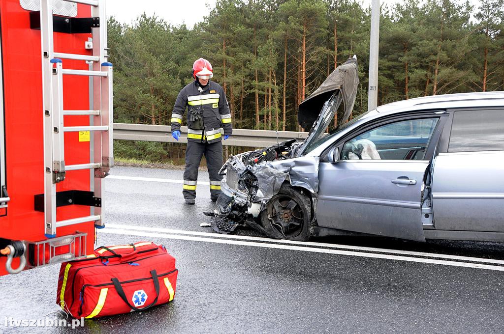 Kolizja dwóch osobówek na obwodnicy Szubina (DK5)