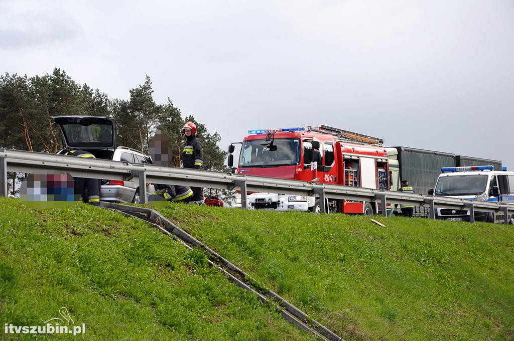 Kolizja dwóch osobówek na obwodnicy Szubina (DK5)