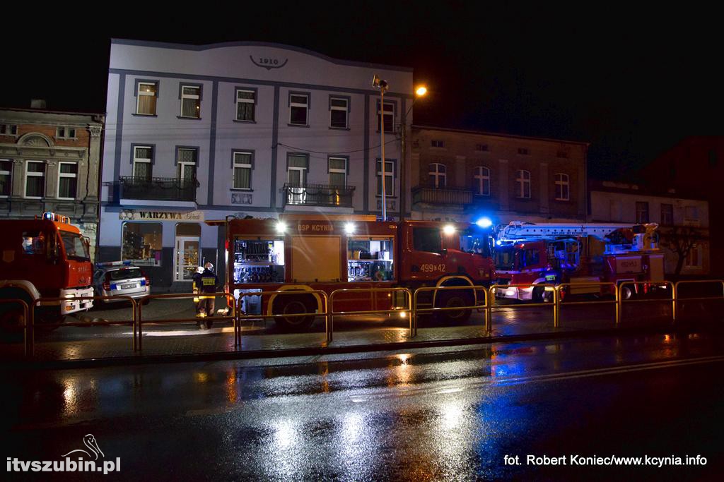 Nocny pożar kamienicy w Kcyni