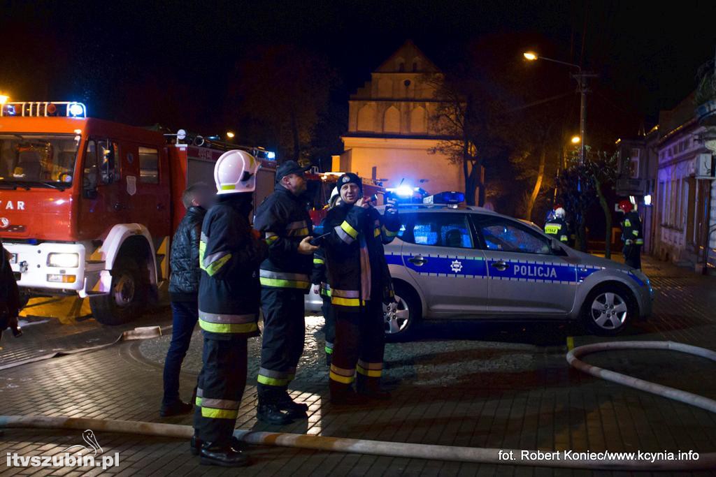 Nocny pożar kamienicy w Kcyni