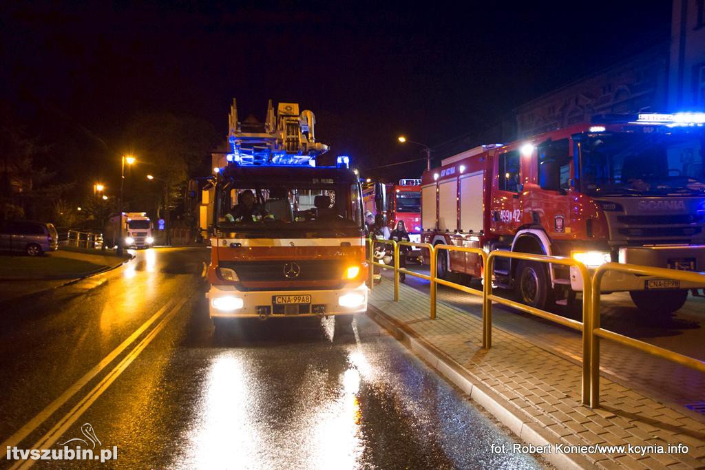 Nocny pożar kamienicy w Kcyni