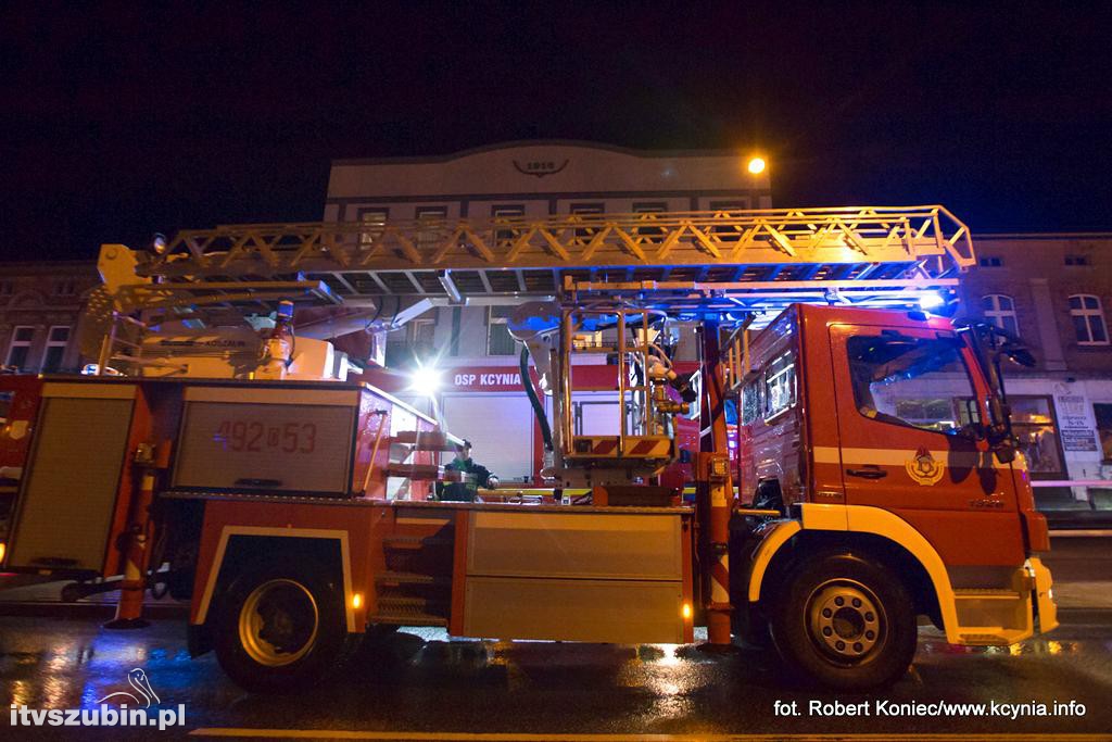 Nocny pożar kamienicy w Kcyni