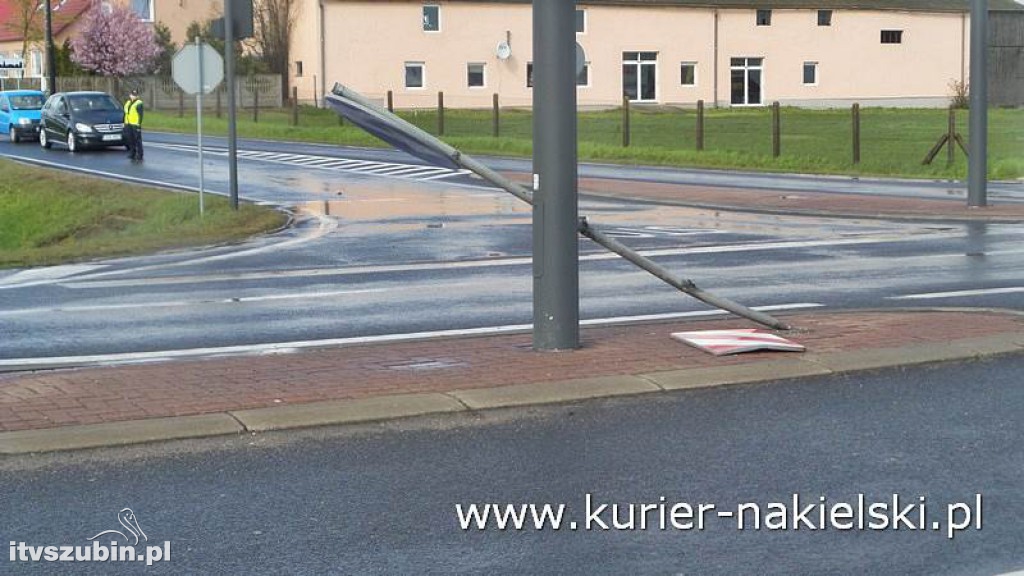 Wypadek na skrzyżowaniu ul. Karnowskiej z obwodnicą Nakła