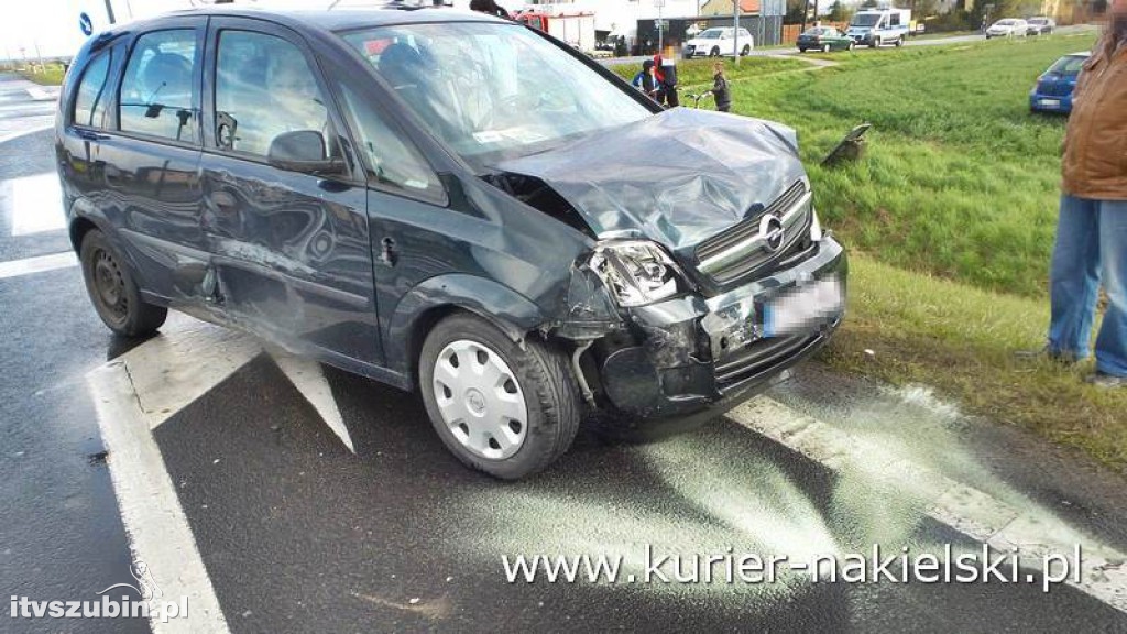 Wypadek na skrzyżowaniu ul. Karnowskiej z obwodnicą Nakła