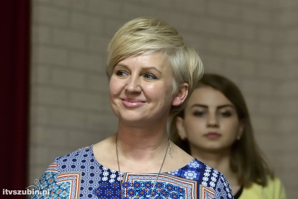 Pożegnanie absolwentów w LO Szubin