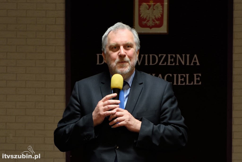 Pożegnanie absolwentów w LO Szubin