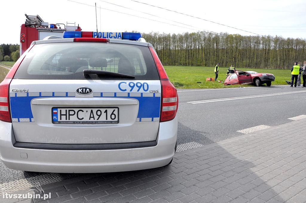 Kolizja dwóch osobówek w Szubinie Wsi (DW246)