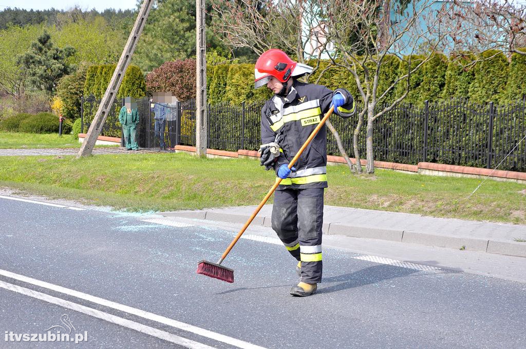 Kolizja dwóch osobówek w Szubinie Wsi (DW246)