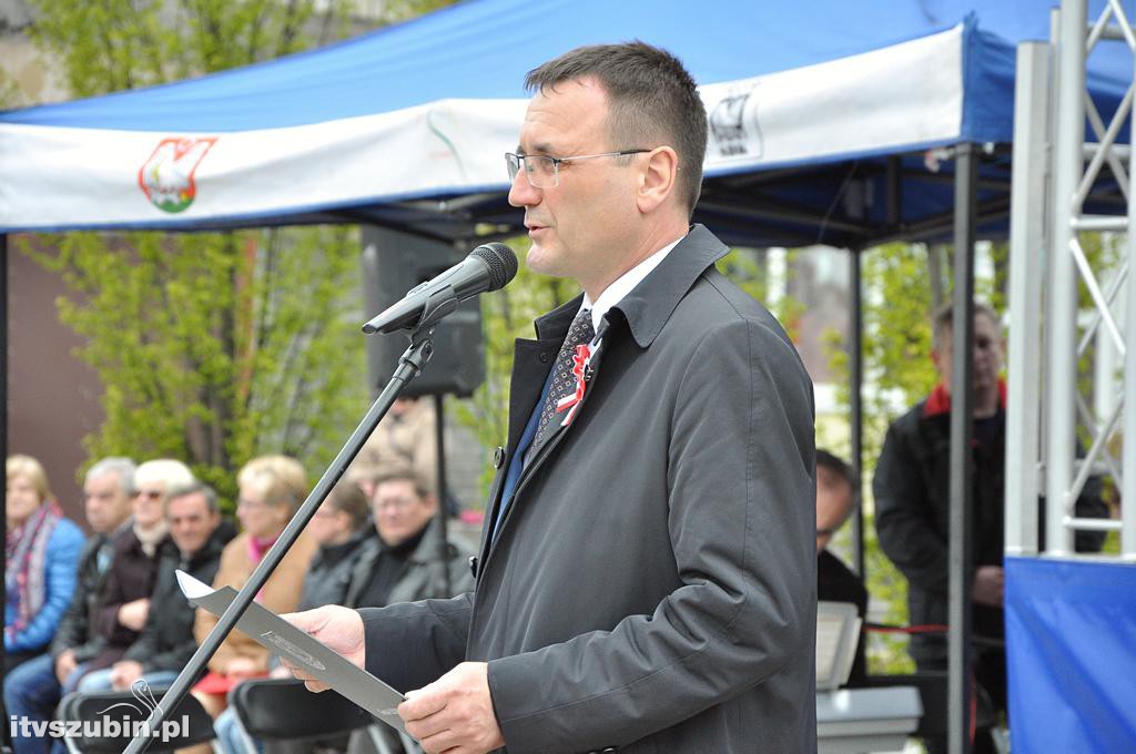 Uroczysta Msza św. za Ojczyznę na szubińskim Rynku