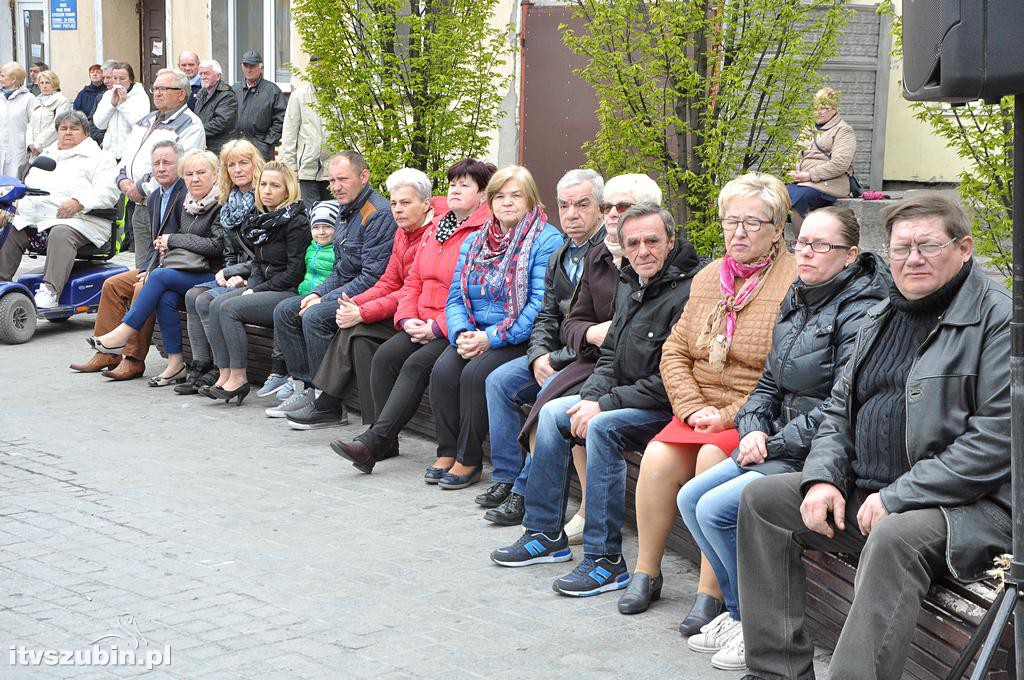Uroczysta Msza św. za Ojczyznę na szubińskim Rynku