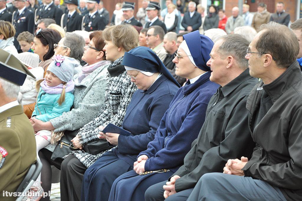 Uroczysta Msza św. za Ojczyznę na szubińskim Rynku