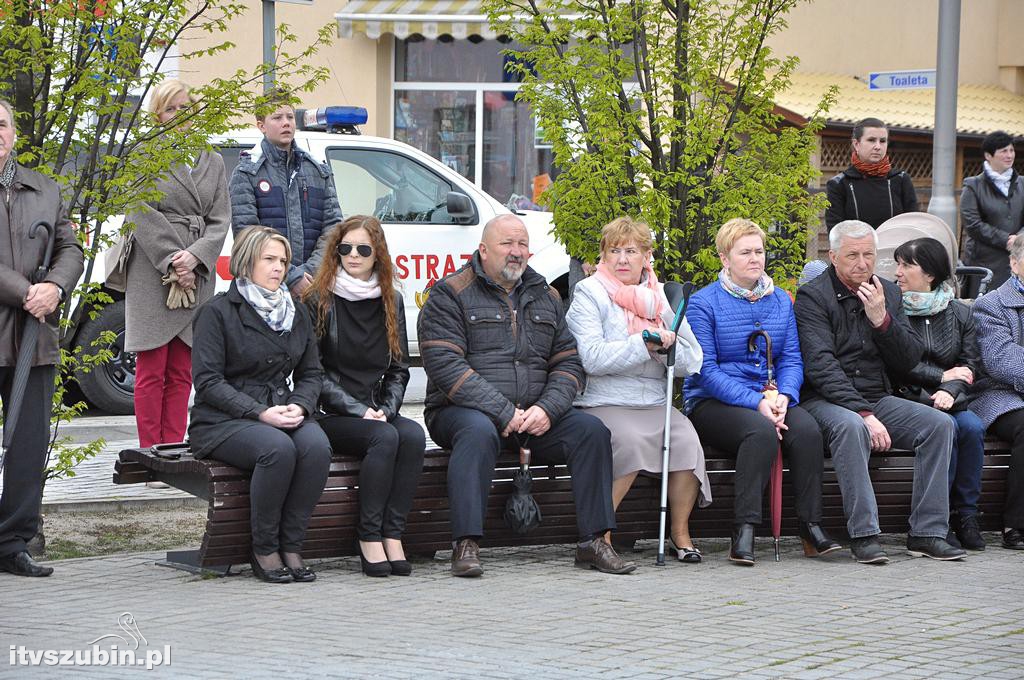Uroczysta Msza św. za Ojczyznę na szubińskim Rynku