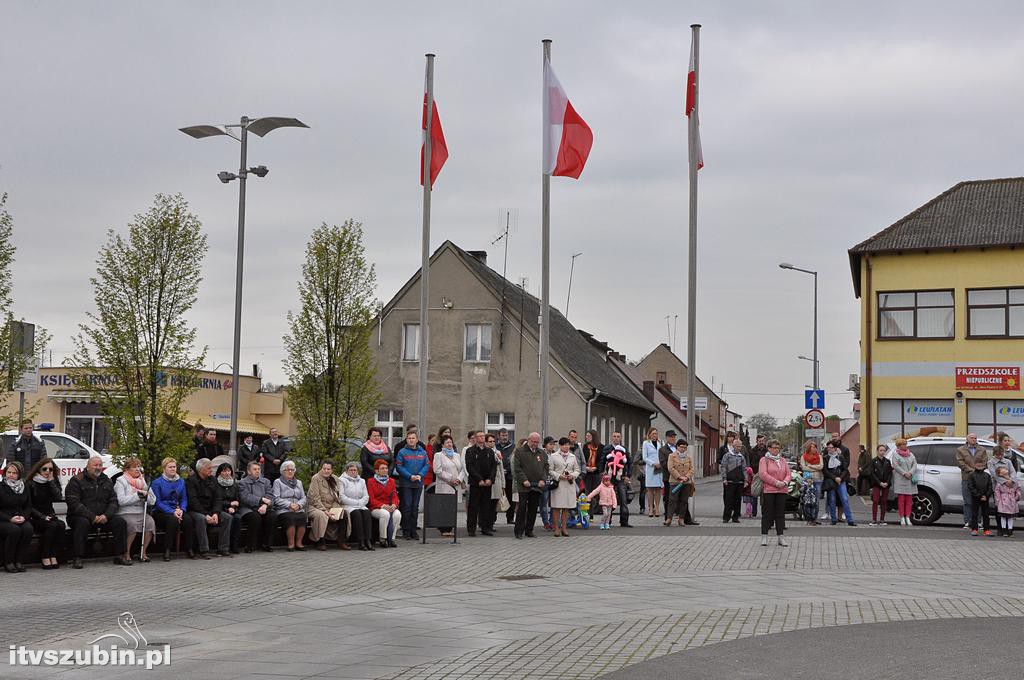 Uroczysta Msza św. za Ojczyznę na szubińskim Rynku