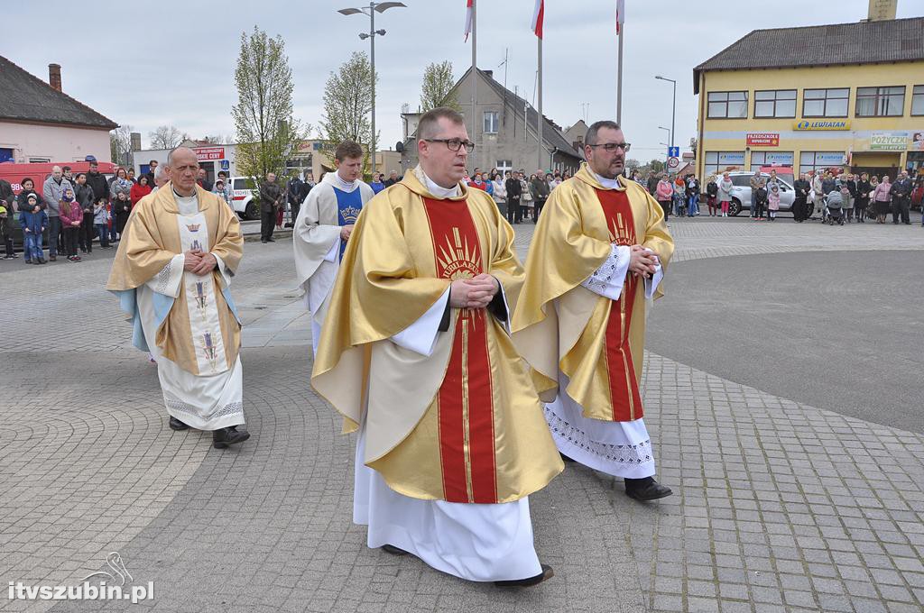 Uroczysta Msza św. za Ojczyznę na szubińskim Rynku