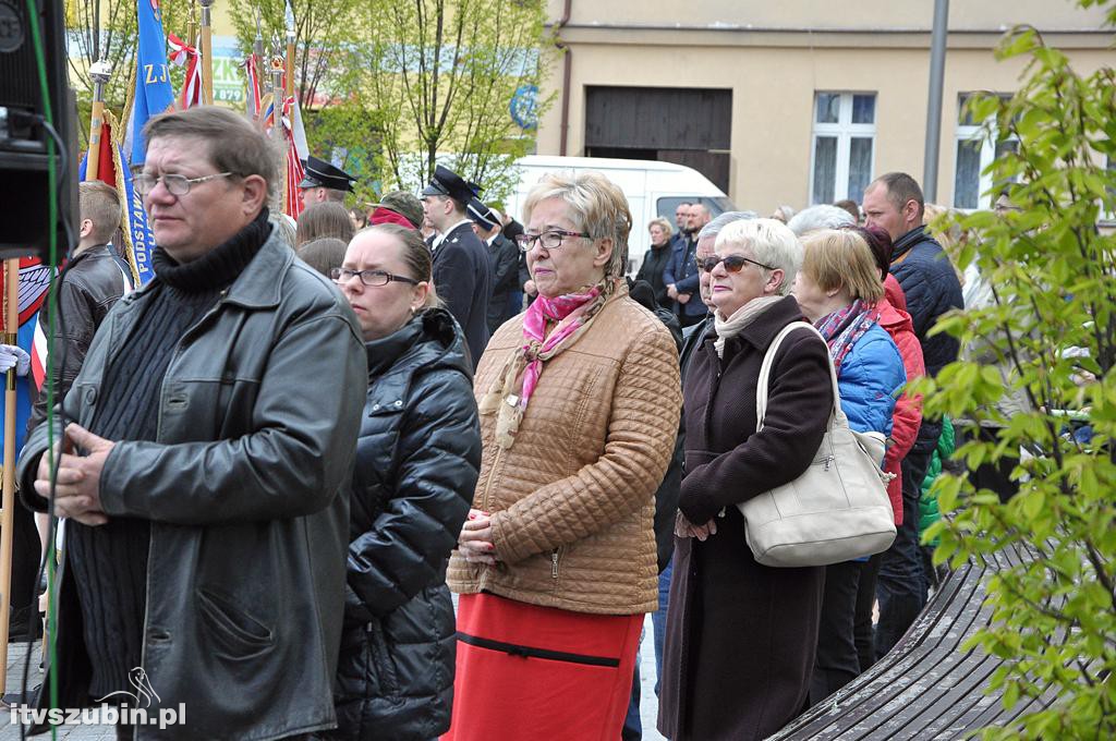 Uroczysta Msza św. za Ojczyznę na szubińskim Rynku