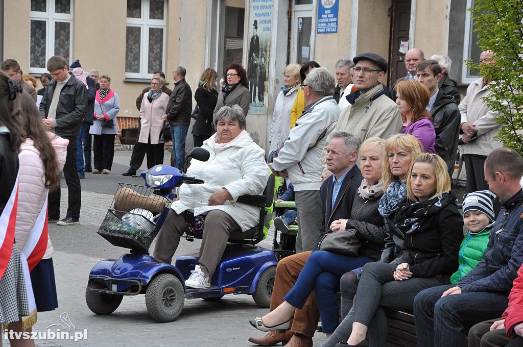 Uroczysta Msza św. za Ojczyznę na szubińskim Rynku