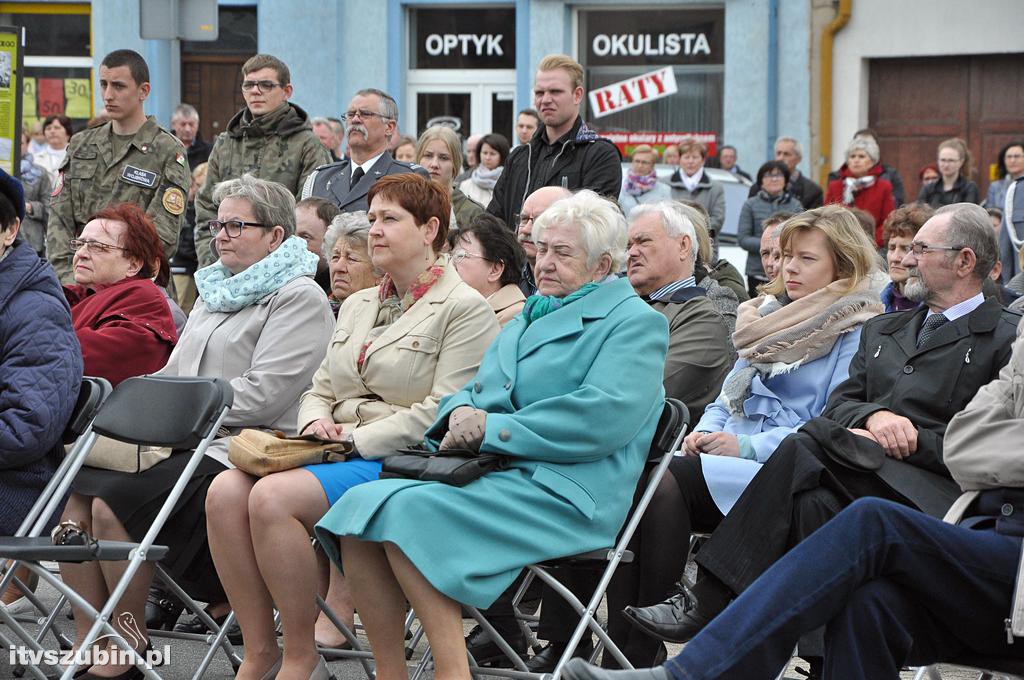 Uroczysta Msza św. za Ojczyznę na szubińskim Rynku