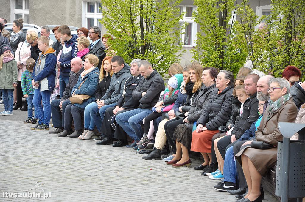 Uroczysta Msza św. za Ojczyznę na szubińskim Rynku