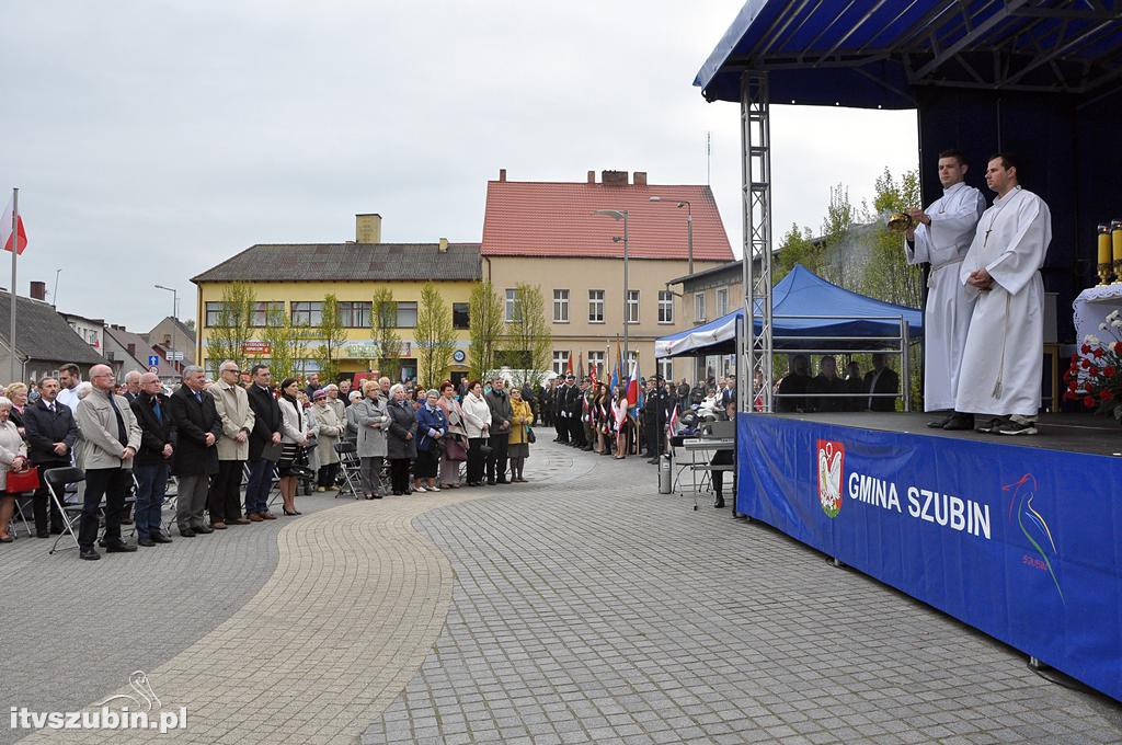 Uroczysta Msza św. za Ojczyznę na szubińskim Rynku