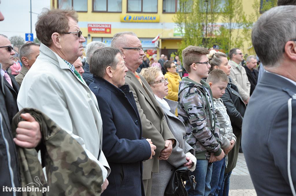 Uroczysta Msza św. za Ojczyznę na szubińskim Rynku
