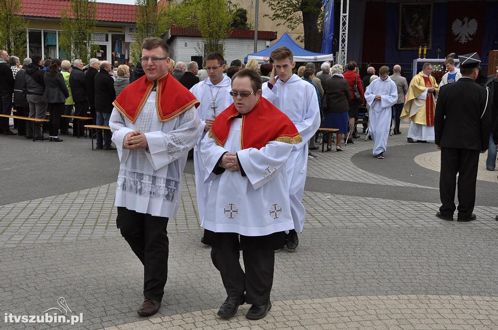 Uroczysta Msza św. za Ojczyznę na szubińskim Rynku