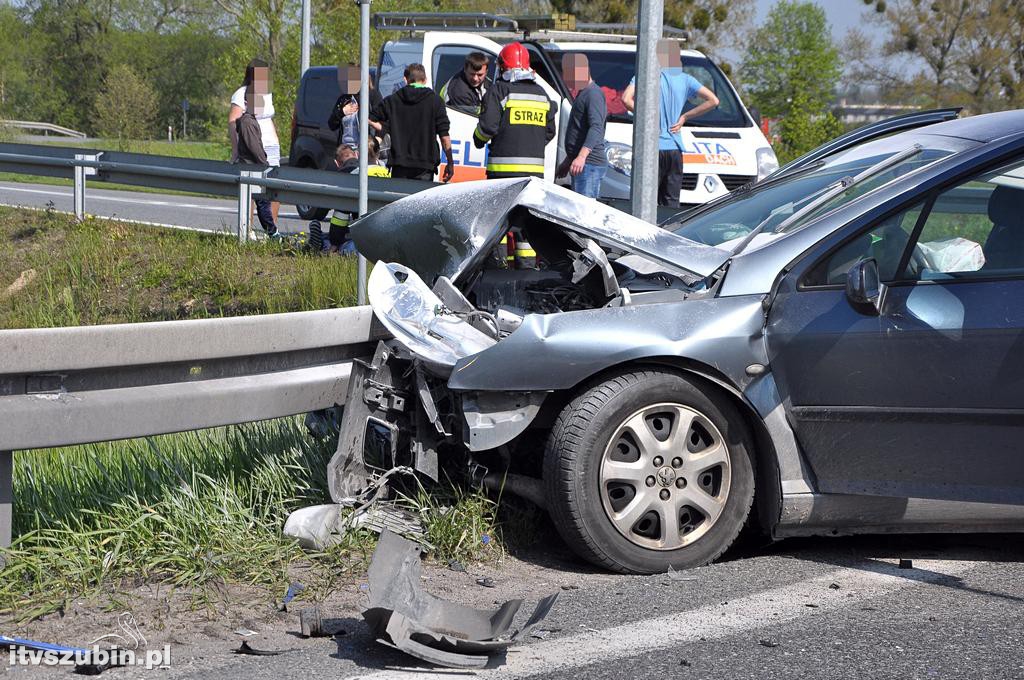 Wypadek dwóch samochodów osobowych na obwodnicy Szubina [DK5]